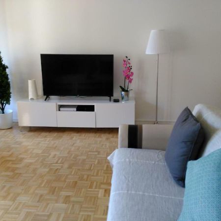 Bel et spacieux appartement de 84 m² avec parking très proche du Métro Garibaldi Lione Esterno foto