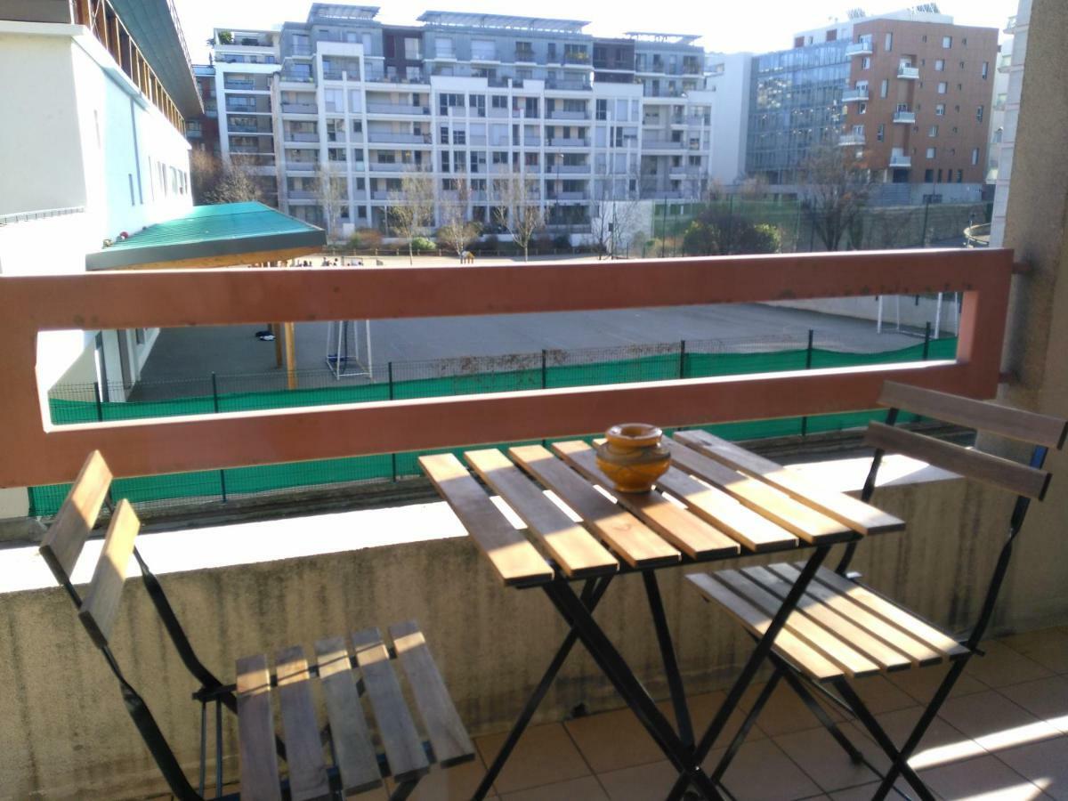 Bel et spacieux appartement de 84 m² avec parking très proche du Métro Garibaldi Lione Esterno foto