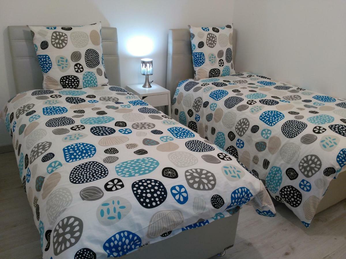 Bel et spacieux appartement de 84 m² avec parking très proche du Métro Garibaldi Lione Esterno foto